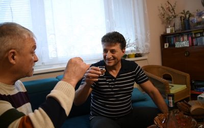 Знаете ли какво представлява едно българско мазе в Братислава ? Вижте видеото и ще разберете.